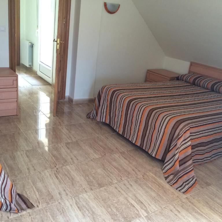 CHALET MUY CERCA DE LA PLAYA CON PISCINA PRIVADA - Casa de 7 dormitorios - 26