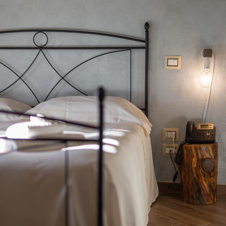 Fattoria L'Olmetto - Double Room with Garden View - 1