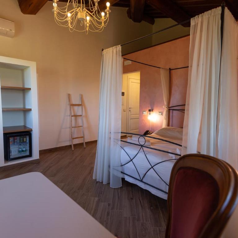 Fattoria L'Olmetto - Double Room with Mountain View - 5