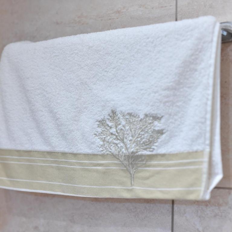 Lux Bungalow - One-Bedroom Apartment - 23