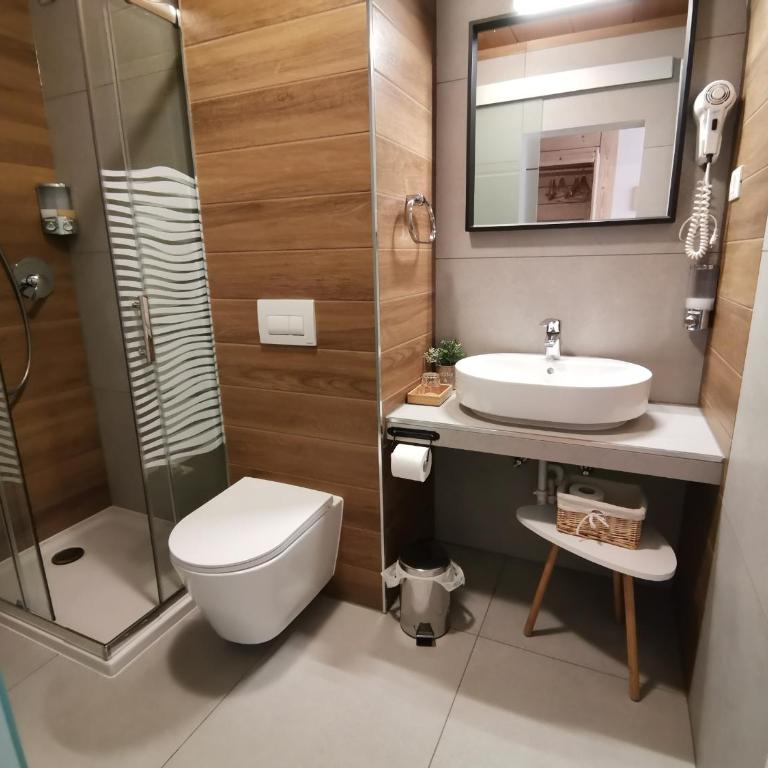 Hotel Almhof - Doppelzimmer mit Balkon - 3