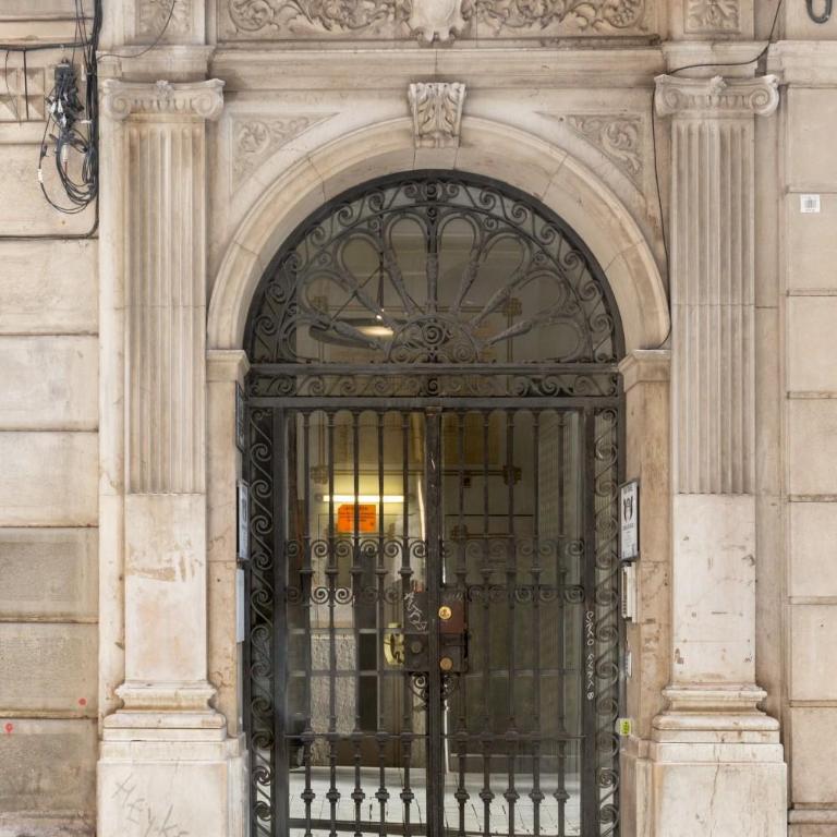 El Alma de las Ramblas - Superior Studio with Balcony - 11