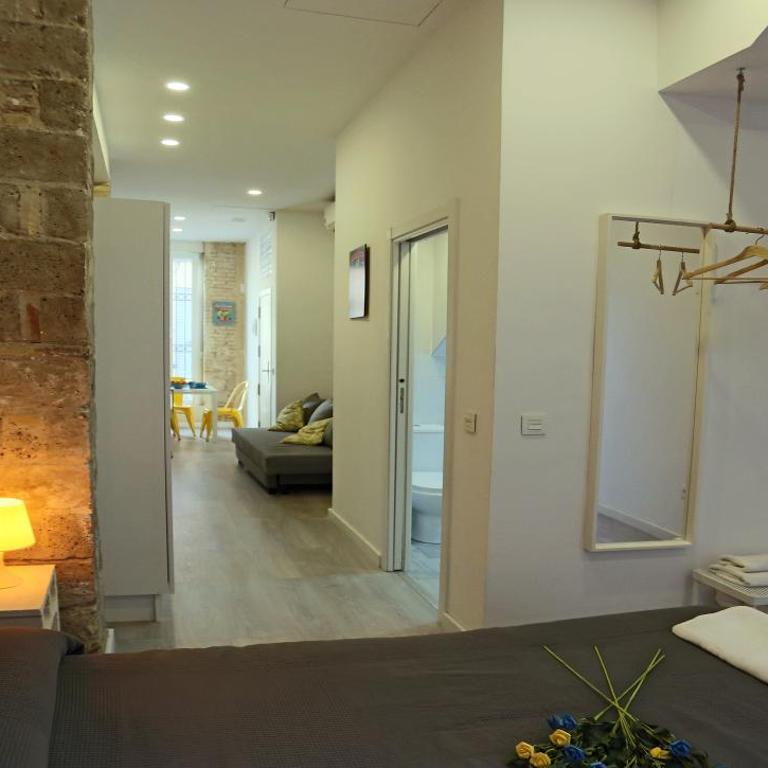 Loft independiente con Piscina compartida en Centro de Valencia - Loft - 26