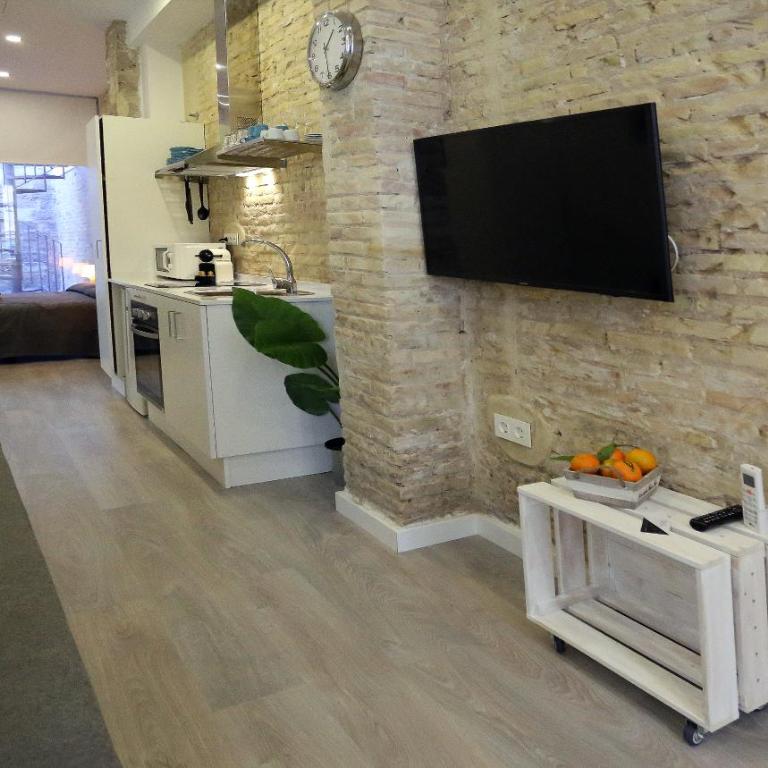 Loft independiente con Piscina compartida en Centro de Valencia - Loft - 25