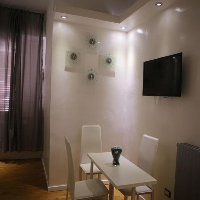 Vatican Catone Apartments - Appartamento con 4 Camere da Letto - Via Catone 4 - 6