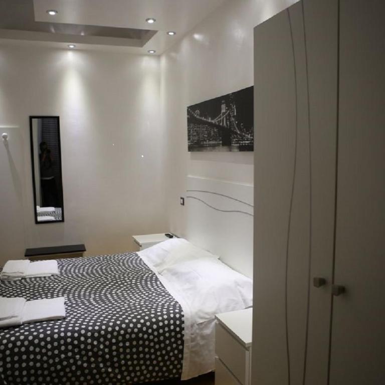 Vatican Catone Apartments - Appartamento con 4 Camere da Letto - Via Catone 4 - 25