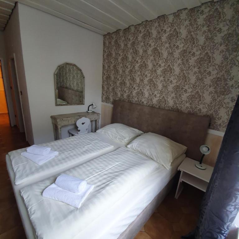 Pension Seibel - Doppelzimmer - 7