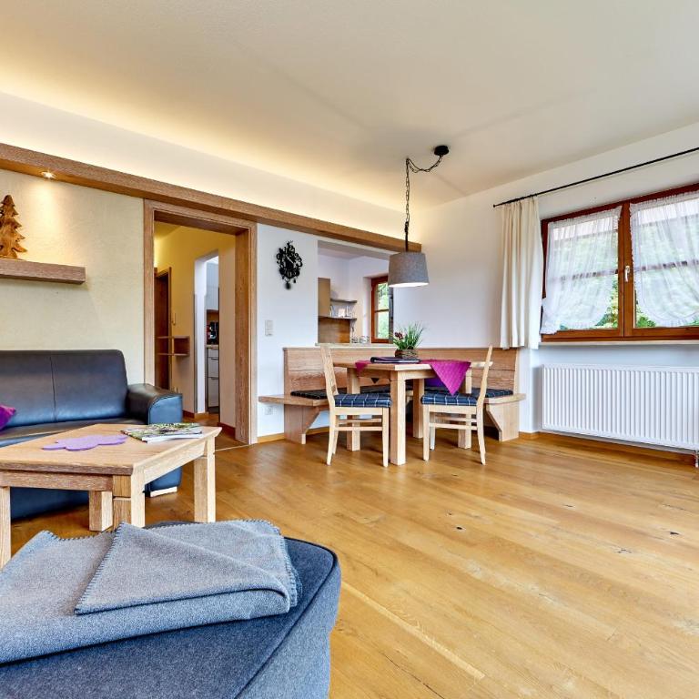 Appartements Christiane Knöpfle - Apartment mit 2 Schlafzimmern - 2