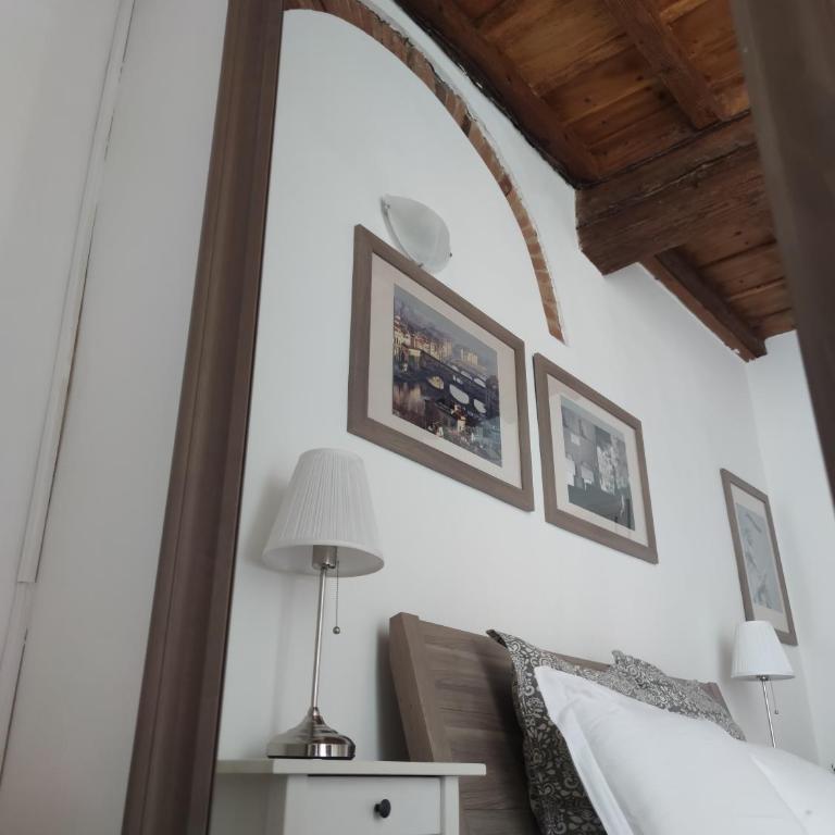 Dante's Relais - Camera Matrimoniale - 9