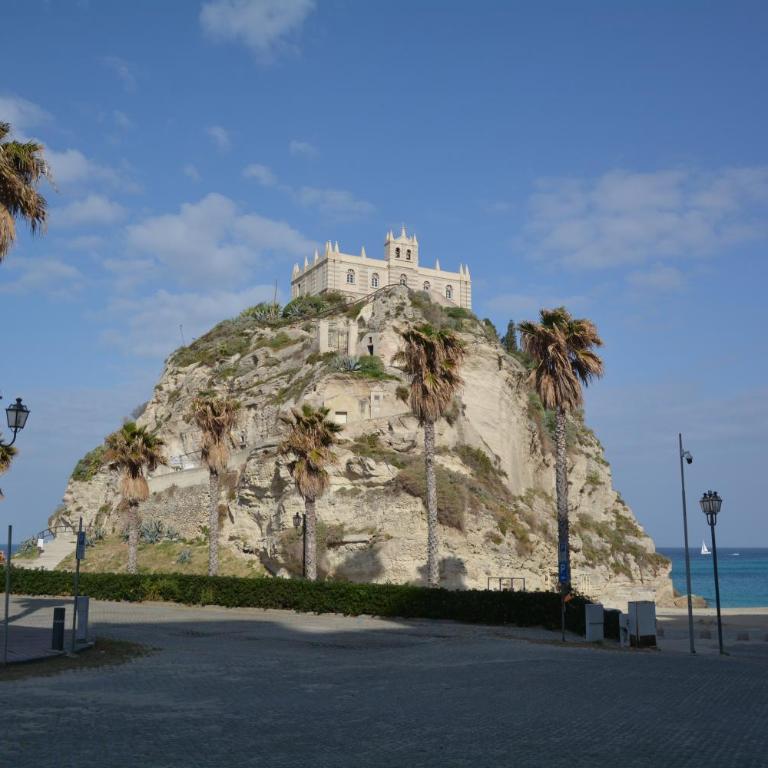 Dreams Tropea Mare "Parking Private" - Camera Matrimoniale Deluxe con Balcone - 12