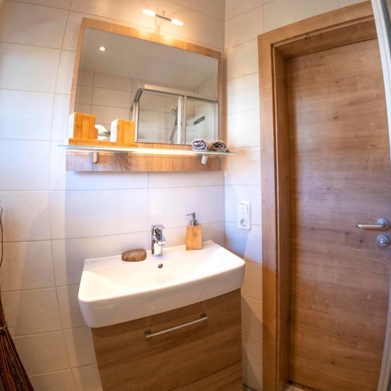 Haus Edelraute - Apartamento con balcón - 17