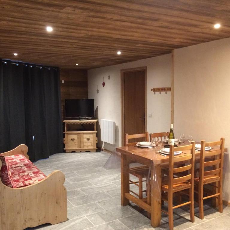 La Datcha 2 - 4 personnes - Appartement 2 Chambres - 5