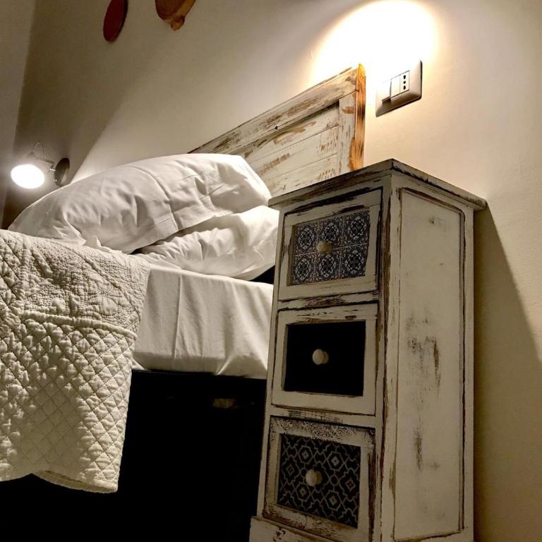 Brezza Marina - King Room with Sea View - 11