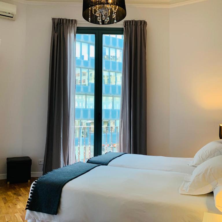 Super Balmes Guest House - Twin Room with Private External Bathroom - 10
