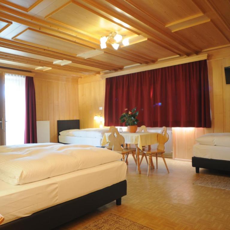 B&B Hotel Heidi - Camera Quadrupla con Balcone - 8