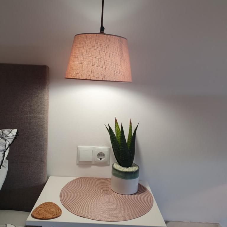 Calle Juliana, Miraflores Studio, La Cala de Mijas - Estudio con cama extragrande y sofá cama - 3