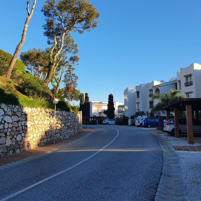 Calle Juliana, Miraflores Studio, La Cala de Mijas - Estudio con cama extragrande y sofá cama - 14