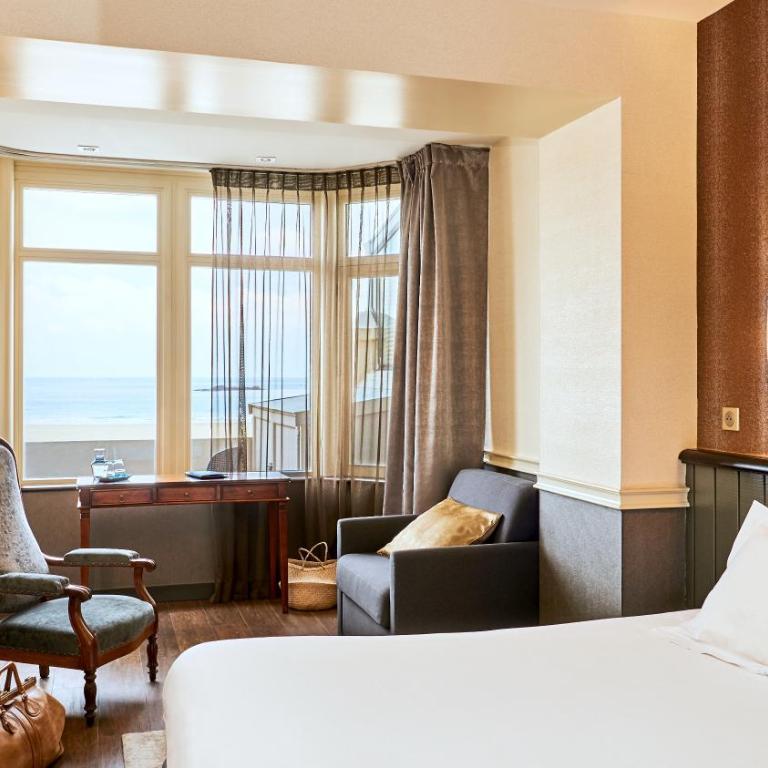 Hôtel Le Beaufort - Chambre Double avec Fenêtre en Arc - Vue Mer et Terrasse - 5