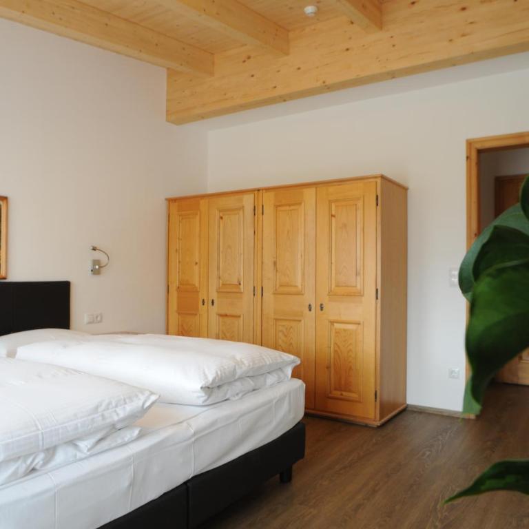 B&B Hotel Heidi - Camera Matrimoniale con Balcone - 1