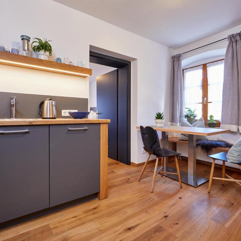 FEWO Wamberg - Apartment mit 1 Schlafzimmer - 5