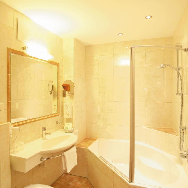 Alpenherz Hotel Garni - Superior Doppelzimmer - 6