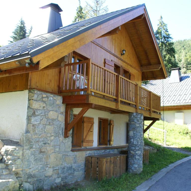Chalet in Huez near Ski Slope - Superior Chalet - 1