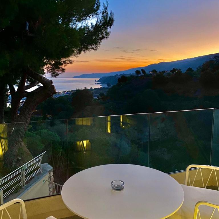 S'O Suites Tropea - One-Bedroom Apartment with Sea View - 5