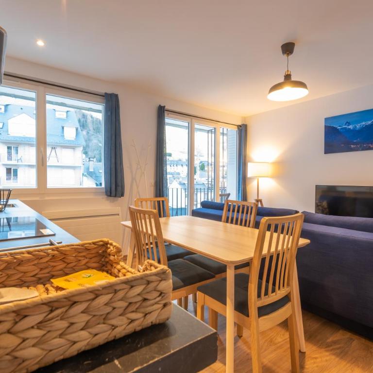 Appartement Terrasse - Télécabine 2min - Thermes 4min - Tout équipé - Appartement 1 Chambre - 4
