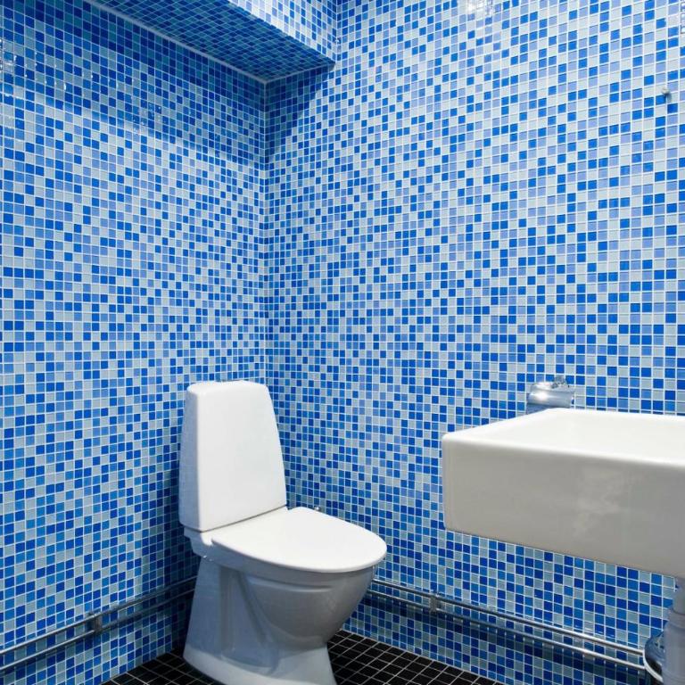 Safestay Pisa Centrale - Camera Doppia con Letti Singoli con Bagno Interno - 7