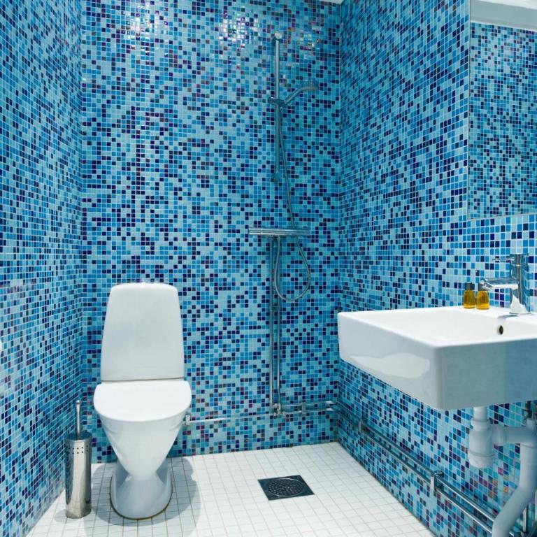 Safestay Pisa Centrale - Camera Doppia con Letti Singoli con Bagno Interno - 8