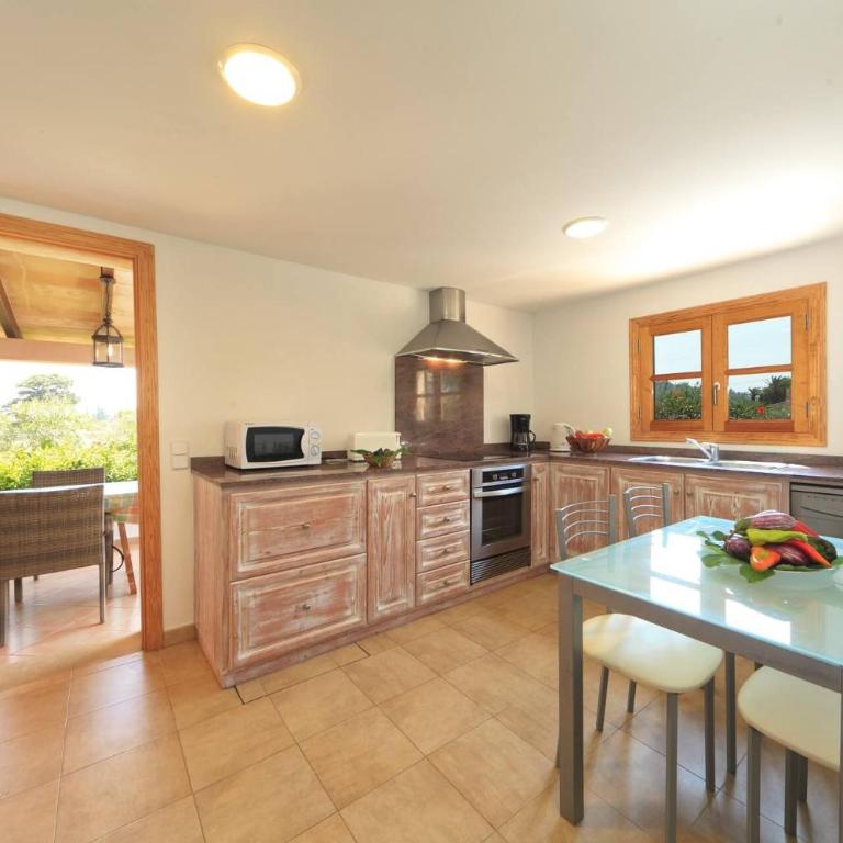Villa Els Baladres by Sealand Villas - Villa with Private Pool - 12