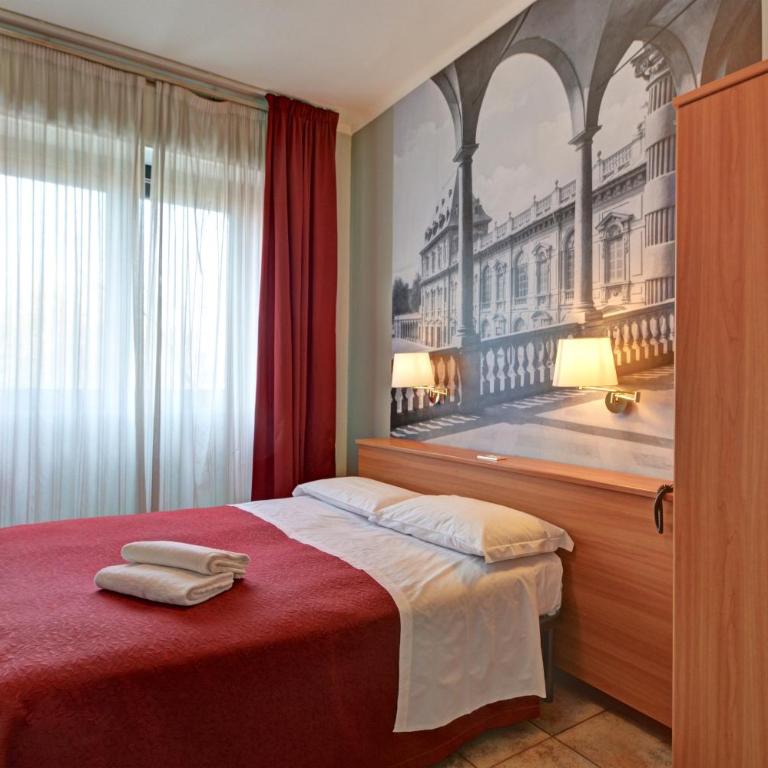 Astor Hotel - Double Room - 11