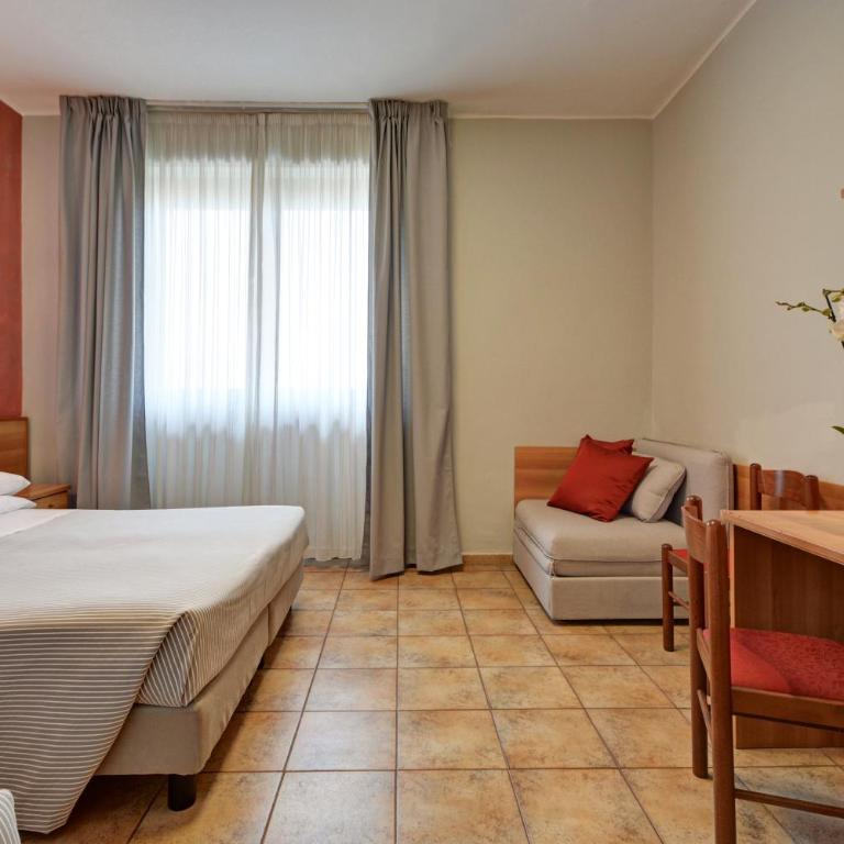 Astor Hotel - Triple Room - 3