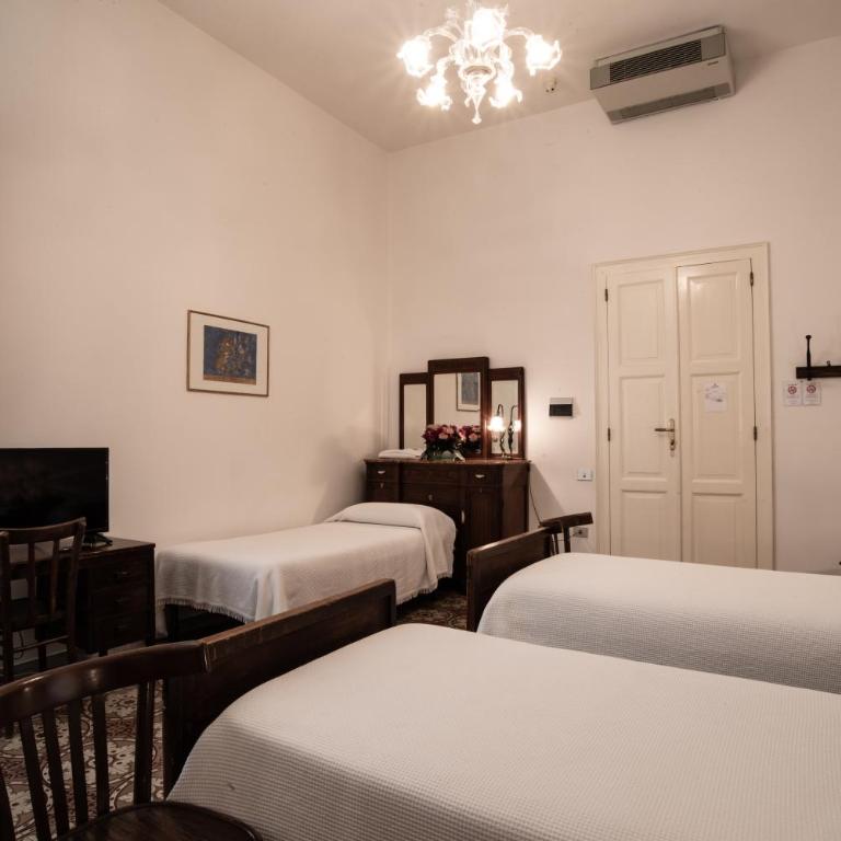 Hotel AeR BJ Vittoria - Camera Tripla - 7