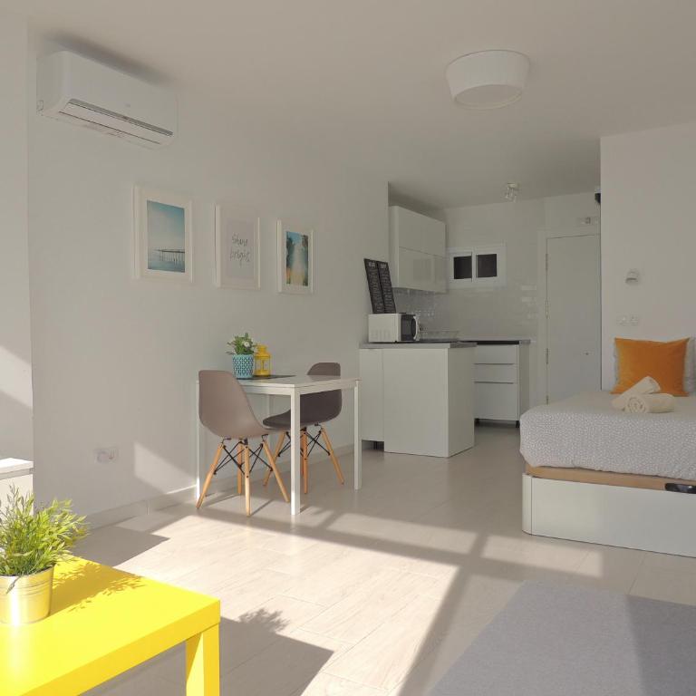 Puertosol Studio 102 Beach Playa - Sea Views Vistas Mar - Studio with Sea View - 5