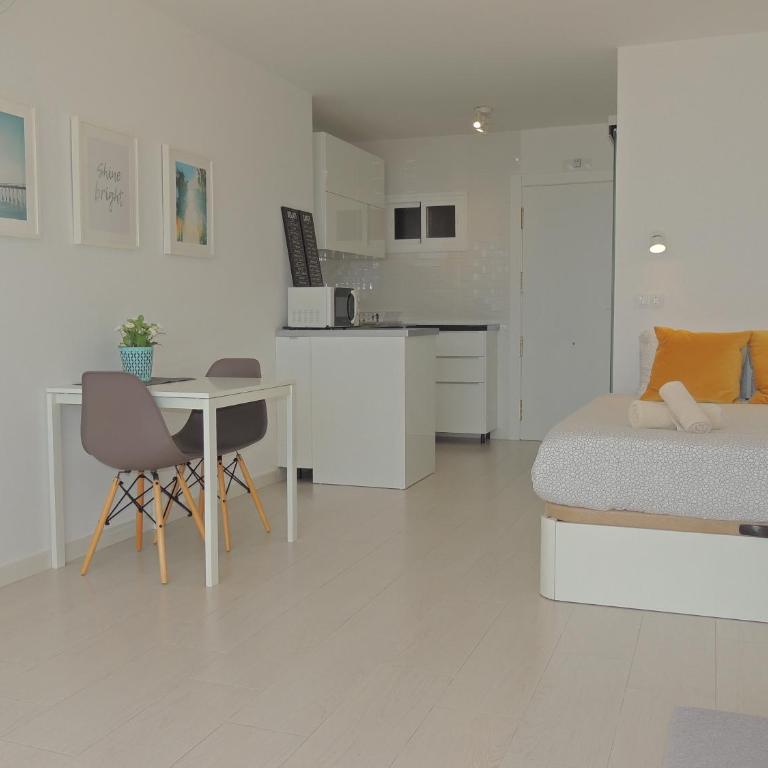 Puertosol Studio 102 Beach Playa - Sea Views Vistas Mar - Studio with Sea View - 7
