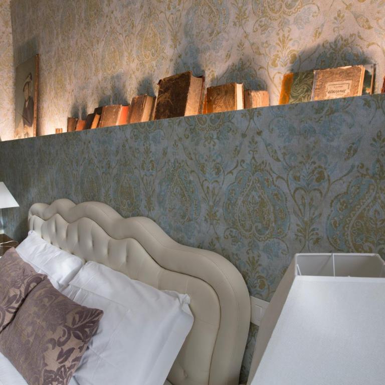 Miglioranzi Rooms - Suite with Balcony - 3