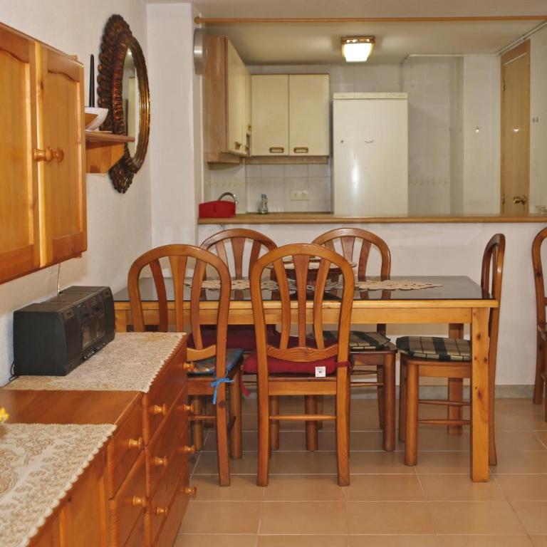 AT046 Els Pins, 1ra línea de la playa, piscina, airco, aparcamiento - Apartamento de 2 dormitorios - 4
