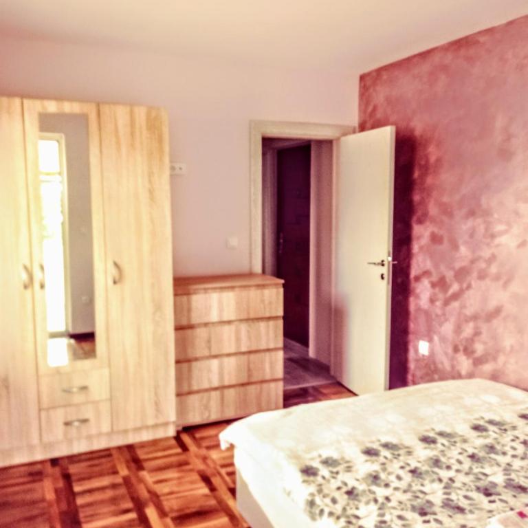 Apartments Vila Velickovic - Apartment with Mountain View - 18