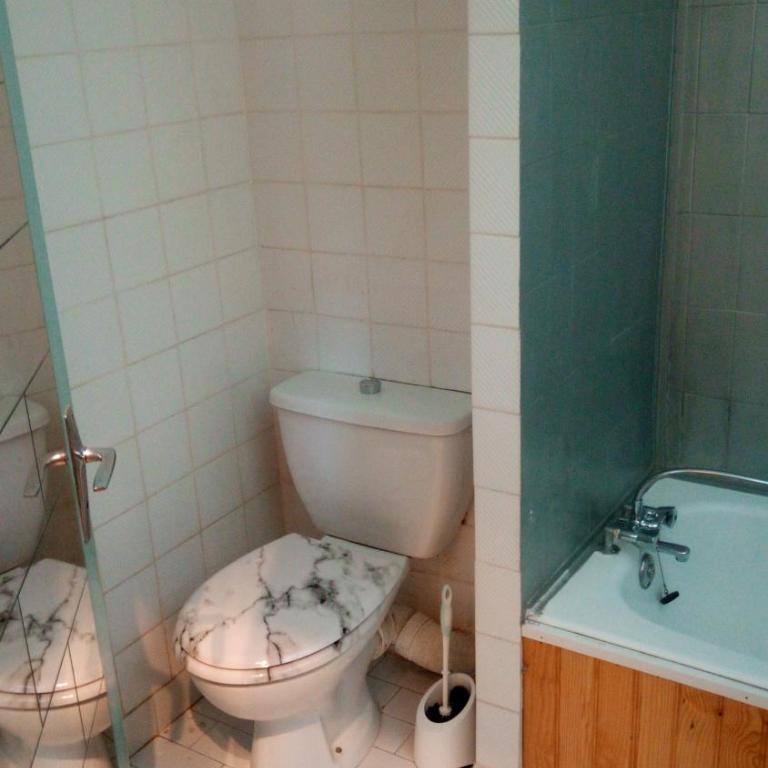 Appartement Confort 57 m2 avec terrasse parking couvert - Appartement 1 Chambre - 36