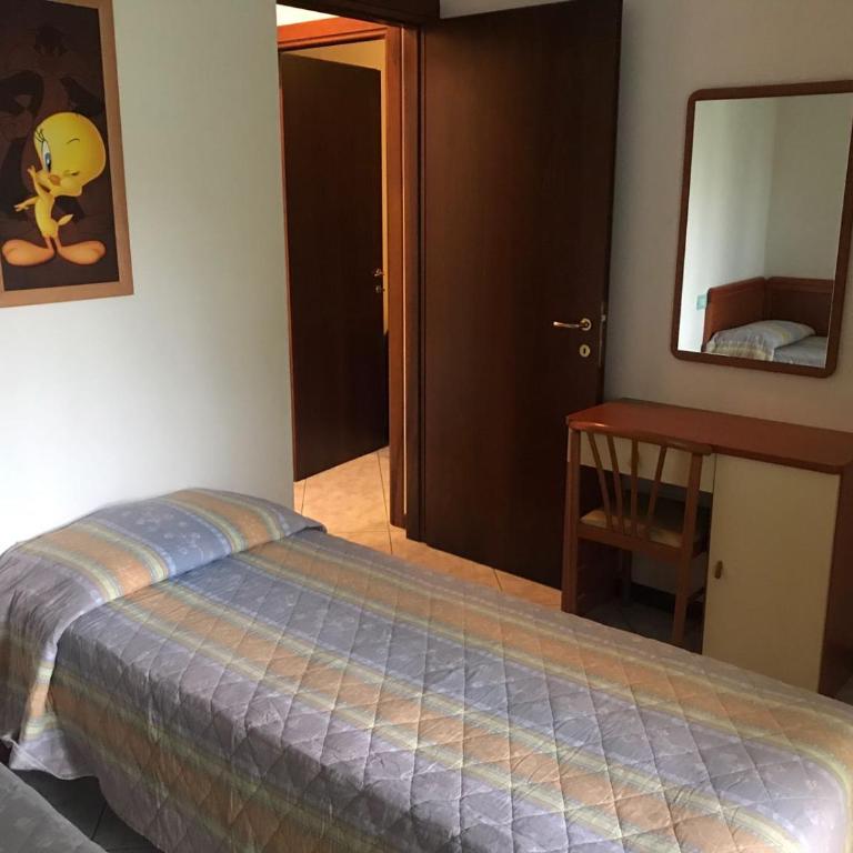 Villa Azzurra - Appartamento con 2 Camere da Letto - 11