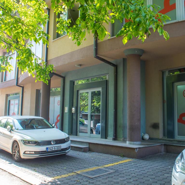 Apartment Enjoy free private parking - Three-Bedroom Apartment - 9