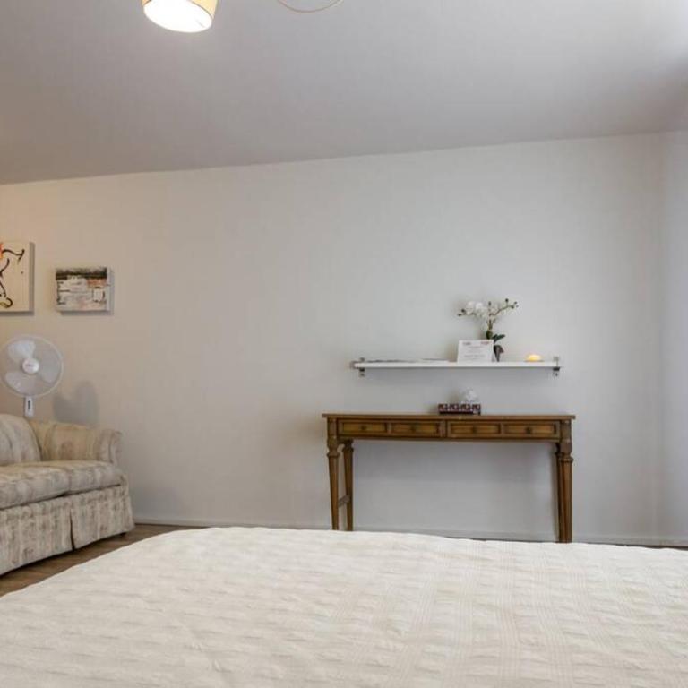 Surfboards included in your stay!!! - Two-Bedroom House - 33