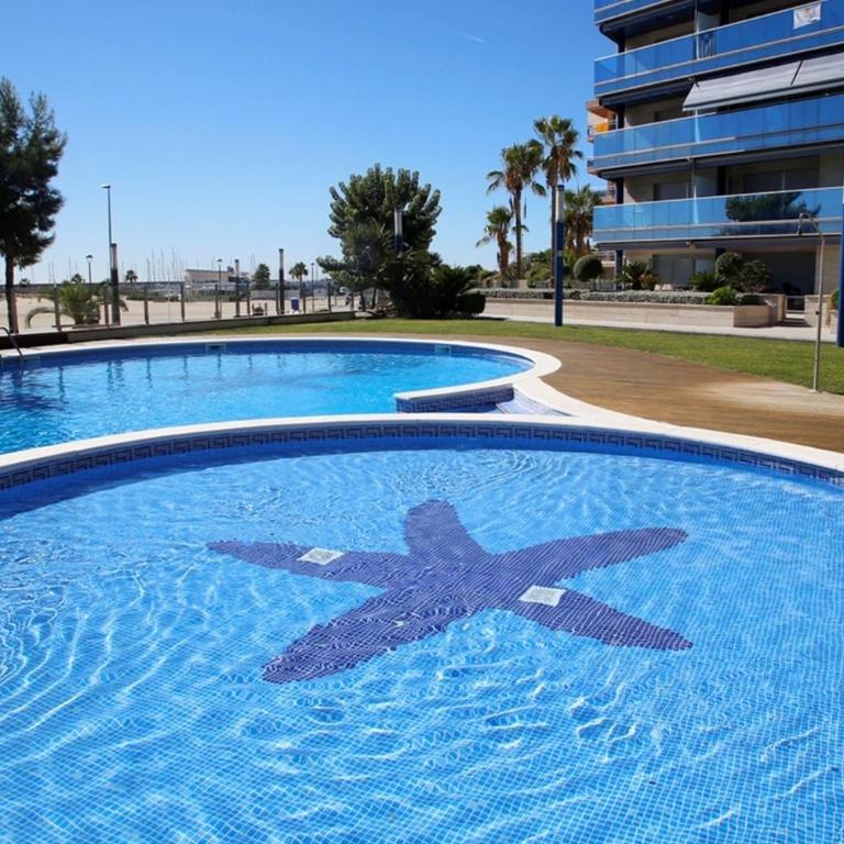 AT161 Vistas a la playa, piscina y equipamiento completo - Three-Bedroom Apartment - 2