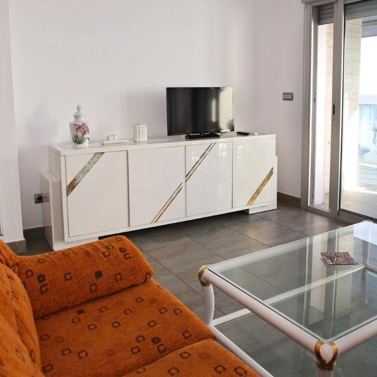 AT161 Vistas a la playa, piscina y equipamiento completo - Three-Bedroom Apartment - 8