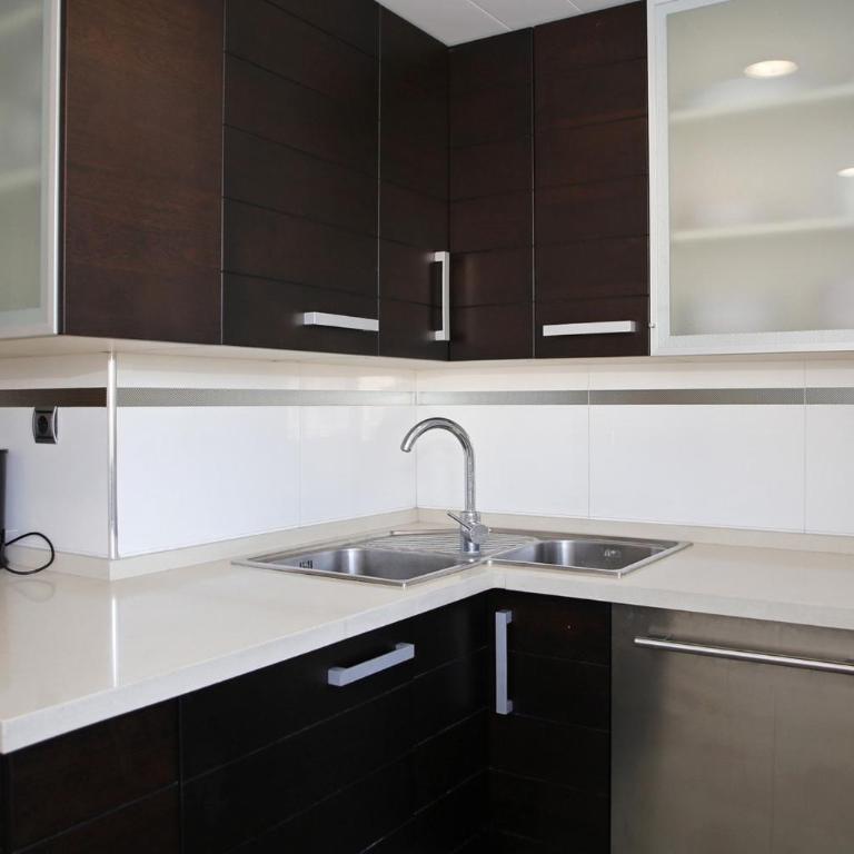 AT161 Vistas a la playa, piscina y equipamiento completo - Three-Bedroom Apartment - 10