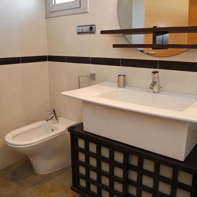 AT161 Vistas a la playa, piscina y equipamiento completo - Three-Bedroom Apartment - 15