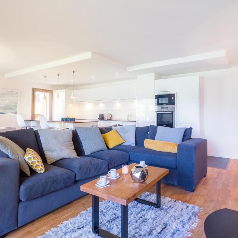 Les 4 Elements - Apt D102 - BO Immobilier- remises sur les forfaits de skis Châtel ou Portes du soleil - Four-Bedroom Apartment - 3