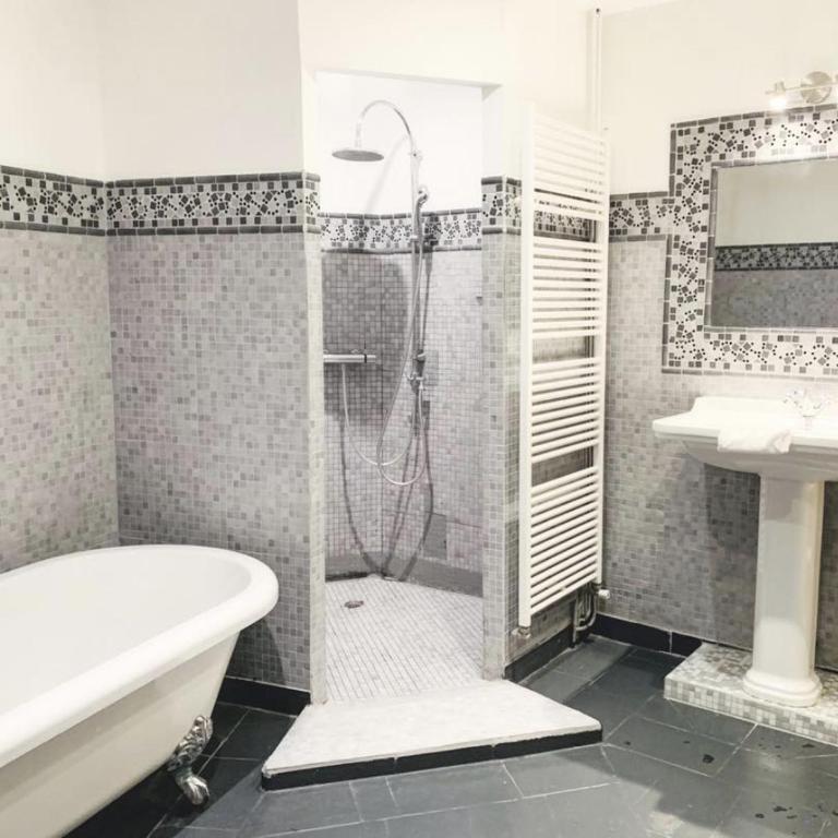 La Cour Sainte Catherine demeure de charme - Deluxe Suite mit Queensize-Bett - 3