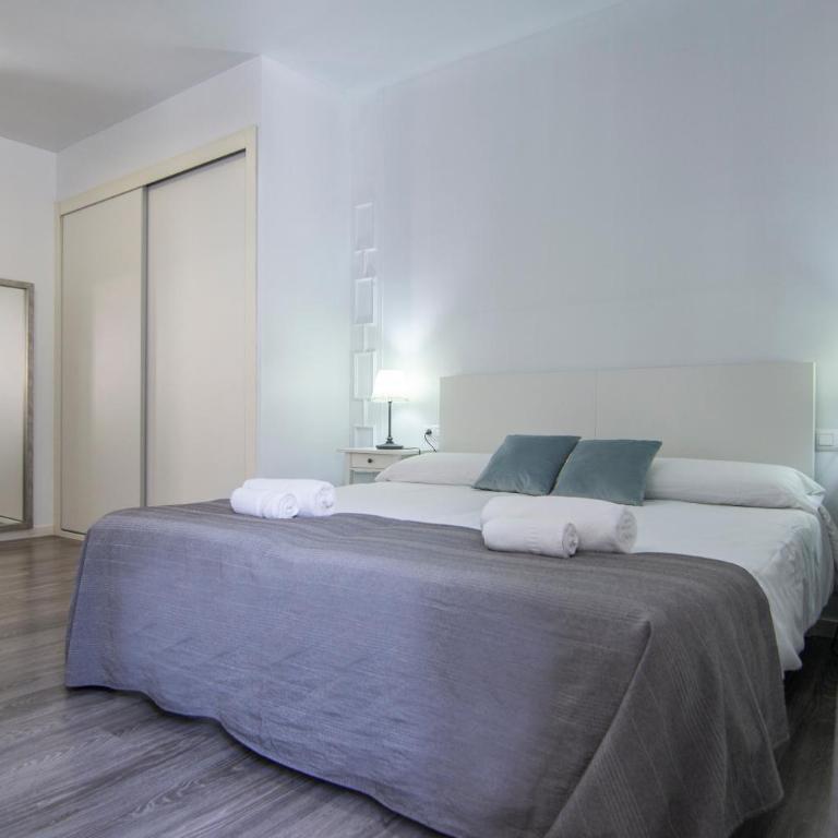 Kasa Katia Guest House - Family Room with Private Bathroom - 2